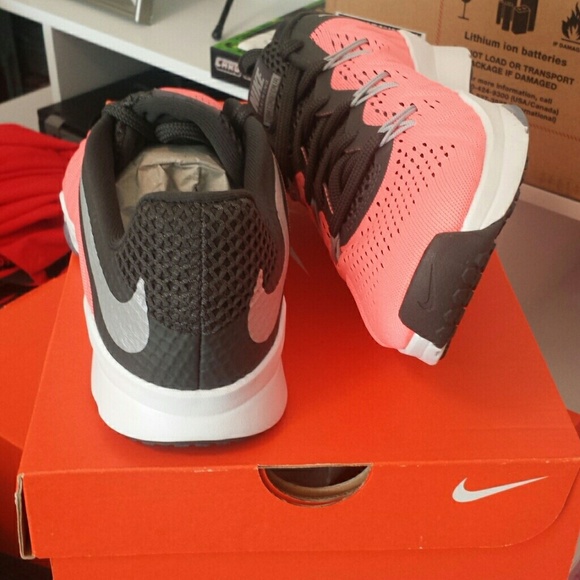 Nike- Womens Zoom Condition TR Training Shoes- NIB - Picture 8 of 8